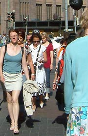 Americans & exercise - August 15, 2007 People walking in Helsinki