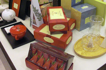 Tea and teapots on display