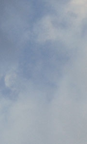 Listening to the orchestra under a cloudy sky - July 14, 2007 Clouds in sky