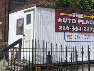 Trailer that houses Wlady's Shoe Repair