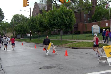 Corner of West 32 and Franklin where marathon and 10k converge