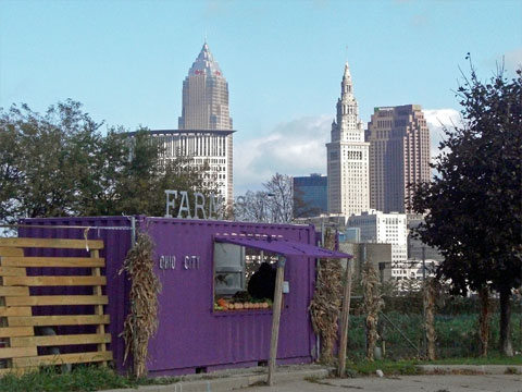 Farm stand on Bridge Avenue