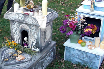 Day of the Dead altars