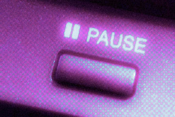 Pause button